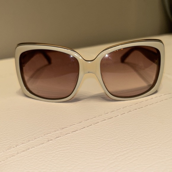 Calvin Klein Sunglasses - Picture 2 of 3